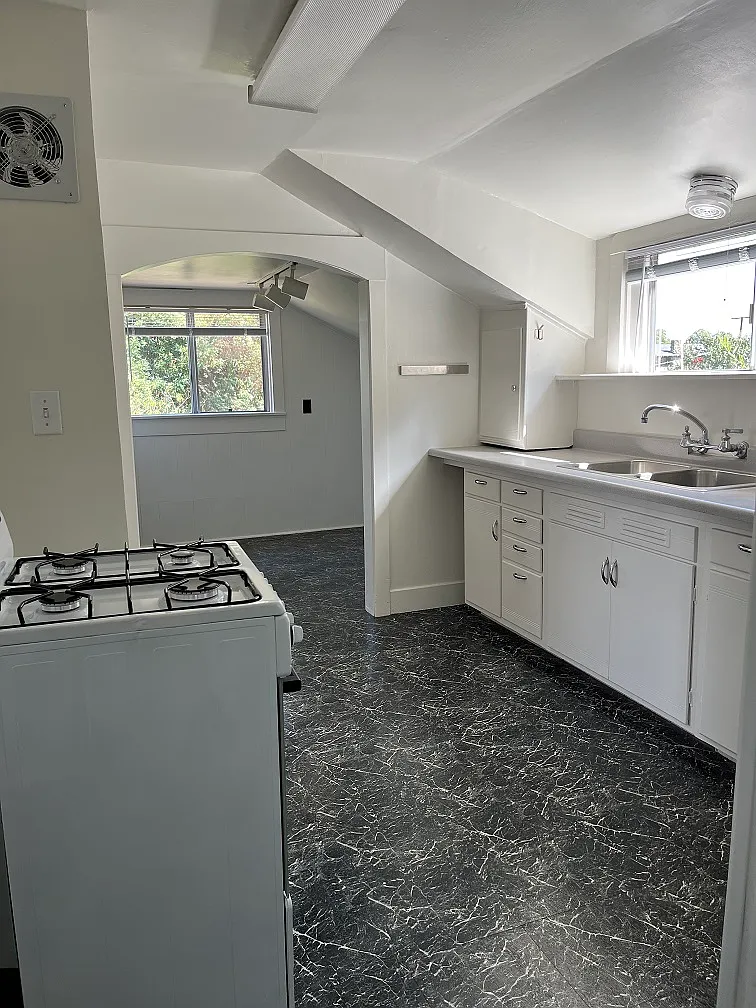 1 bed, 550 sqft, $1,975 — Photo 3