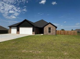 12832 Sierra Ln, Elgin, OK 73538