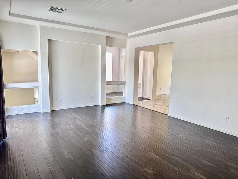 6735 Treble Clef Ave — Photo 25
