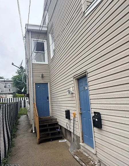 79 Belmont Ave — Photo 8