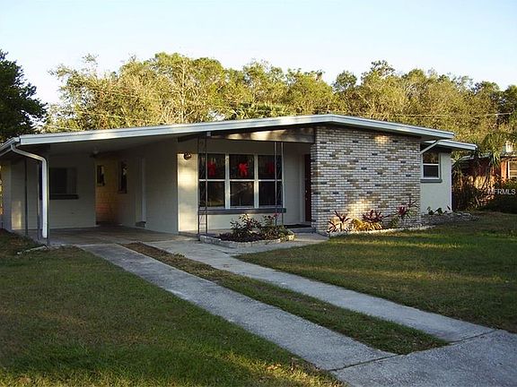 5th image of 127 E Woodland Dr