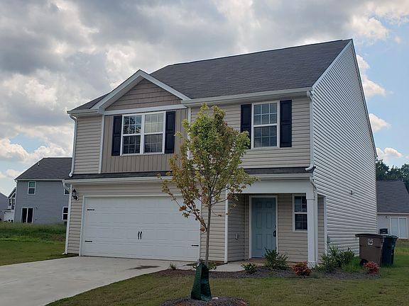 3rd image of 5 Hazelburn Ct