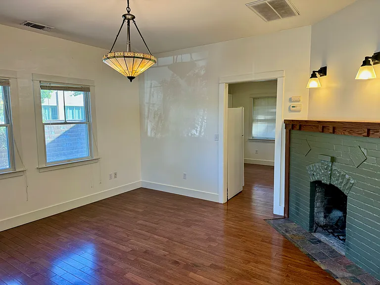 4320 2nd Ave — Photo 3