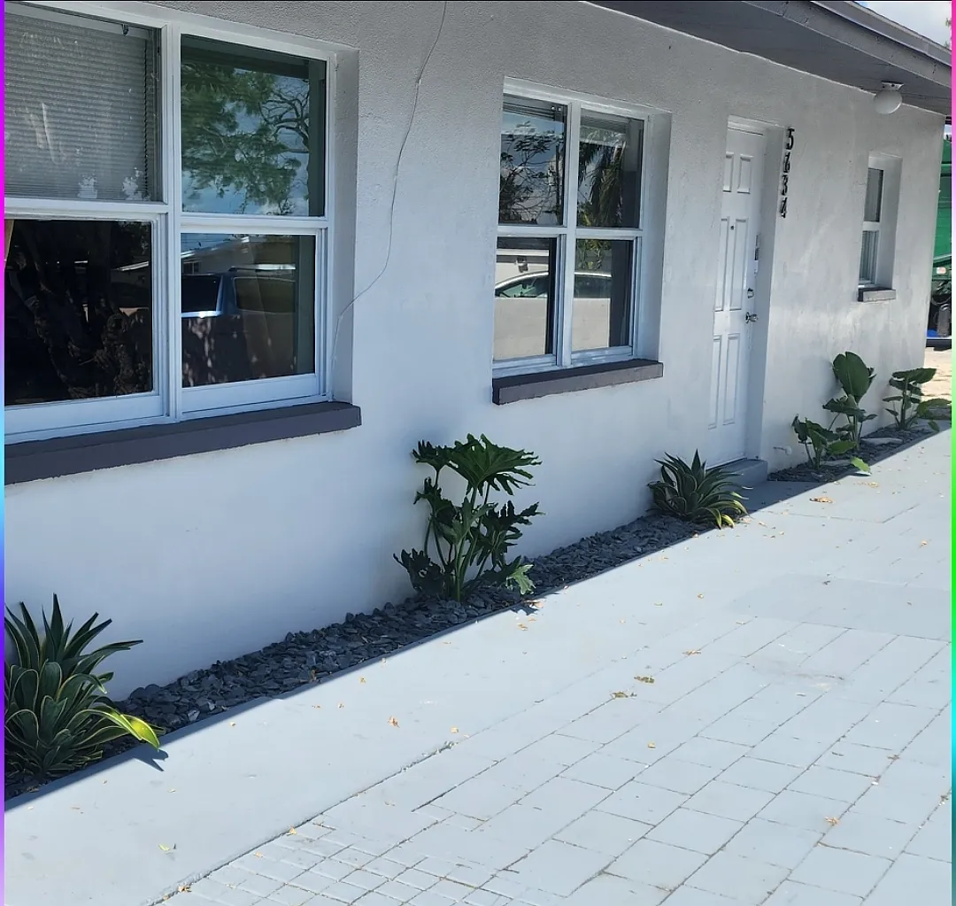 2 bed, $1,600 — Photo 2