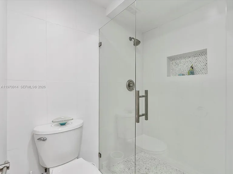 336 N Birch Rd #PENTHOUSE — Photo 21