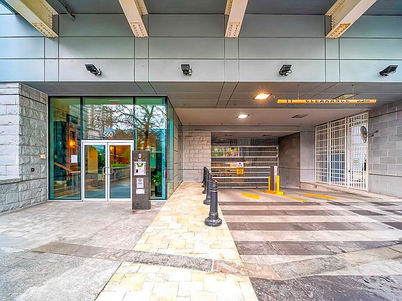 3rd image of 560 Cardero St #1401