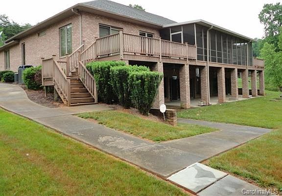 5th image of 3594 Live Oaks Ave