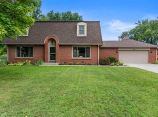 1513 Chapman Dr, Greenfield, IN 46140