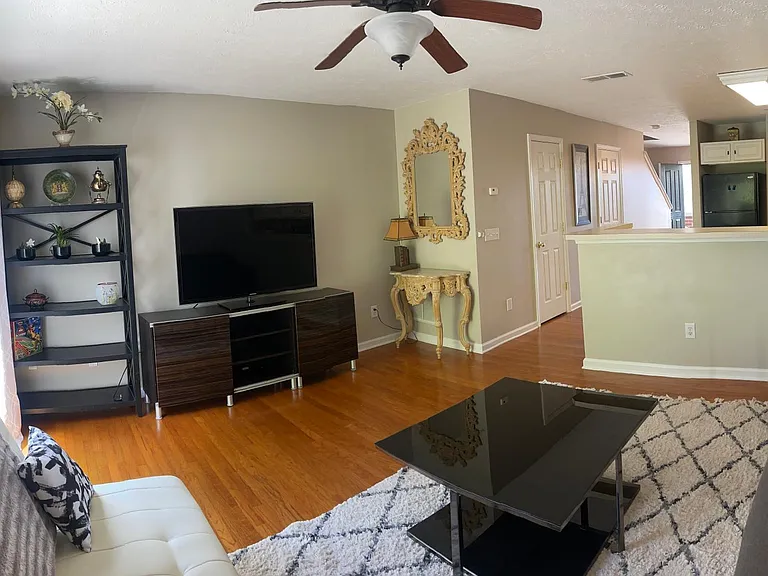 516 Shadow Glen Dr — Photo 9