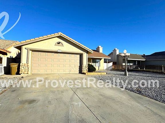 3rd image of 8361 Dove Creek Trl