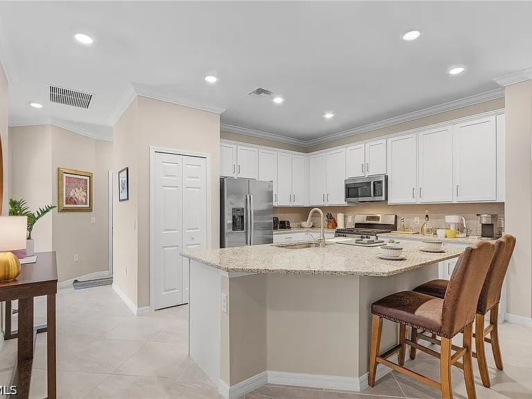 15120 Cortona Way — Photo 7