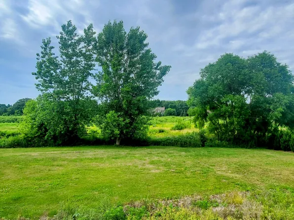 4378 John Milton Rd, Elgin, IL 60124