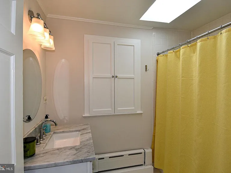 710 W View Ter — Photo 28