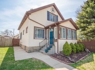 317 Marquette Ave, South Milwaukee, WI 53172