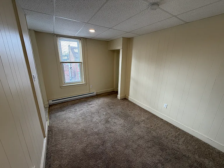 253 N York Street — Photo 14
