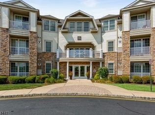 366 Victoria Dr UNIT 366, Bridgewater, NJ