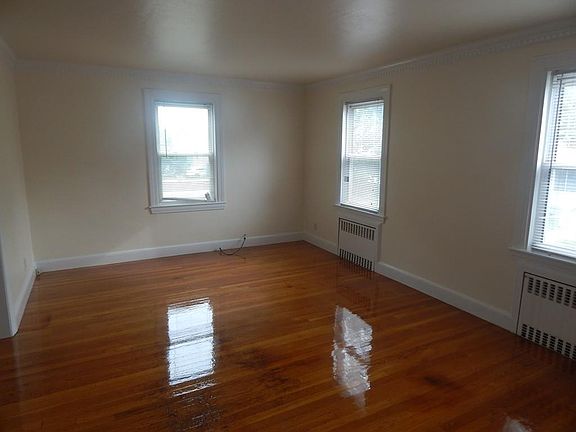 2nd image of 48 Florence St #1