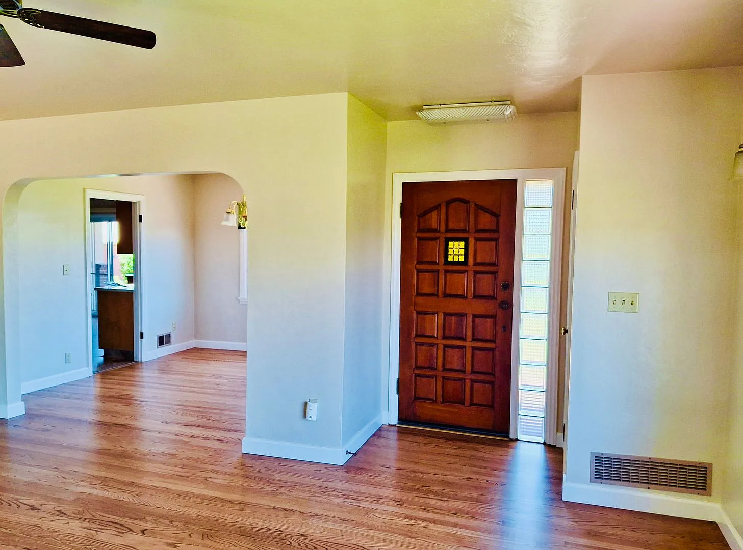 South Auburn Home With Sunset View — Photo 3