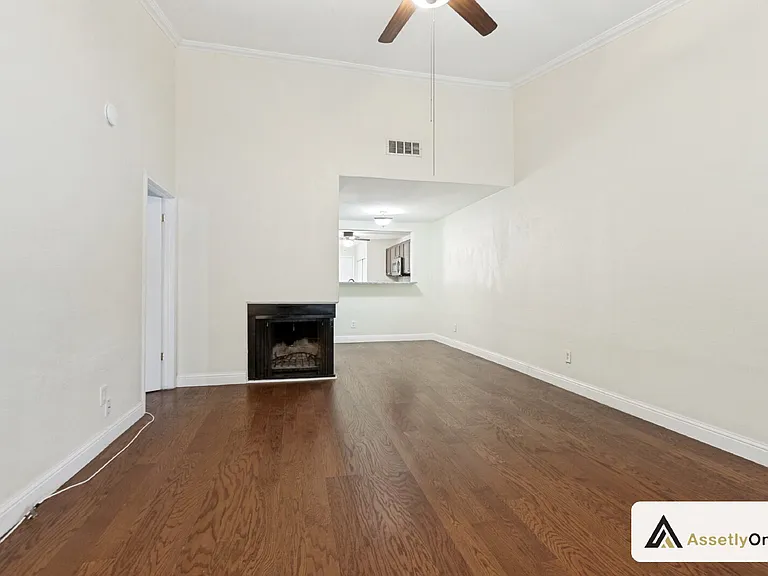 13719 Flagstone Ln — Photo 4