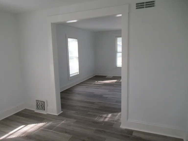 14 Elm St — Photo 10