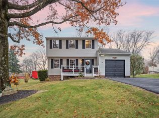 213 Meadowood Dr, Cheswick, PA 15024