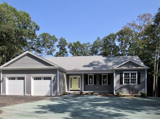 45 Fales Rd, North Attleboro, MA 02760