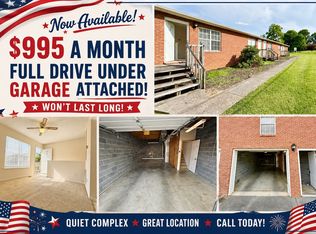 801 Old Gray Station Rd #E, Johnson City, TN 37615