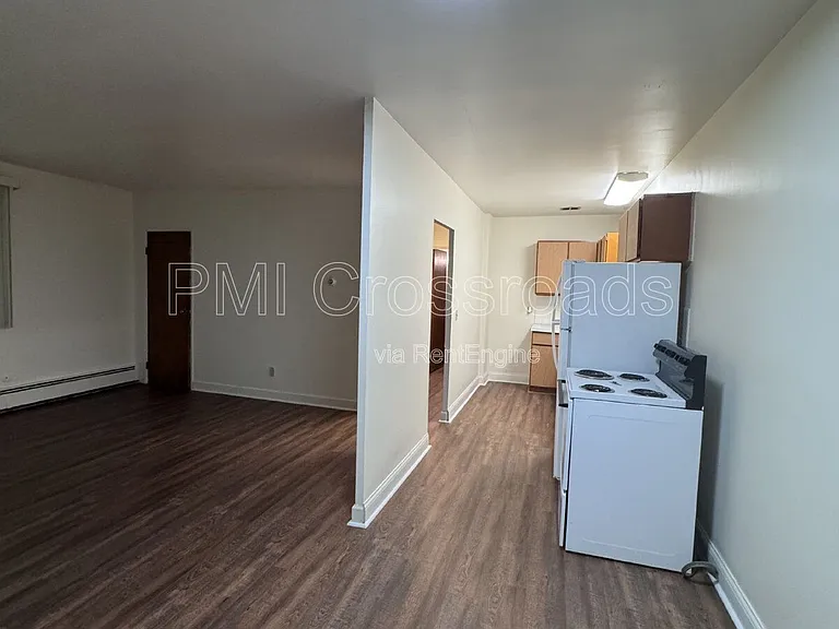 2323 Newton St #20 — Photo 4