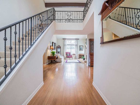 5th image of 237 Pebble Beach Dr