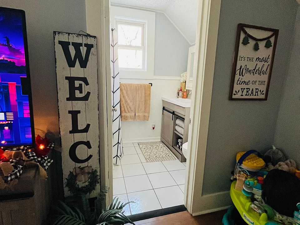 112 W Stoddard St Charlotte MI Zillow