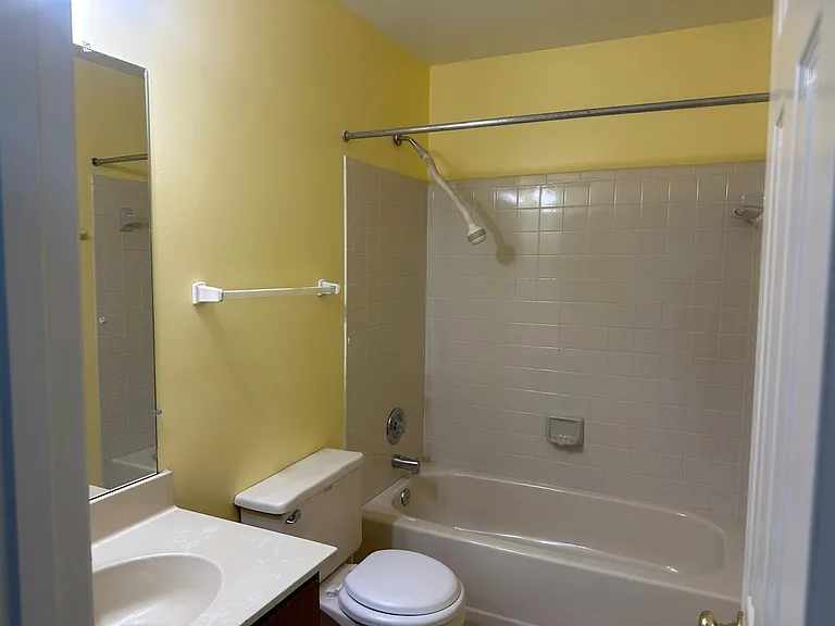 12835 Misty Ln — Photo 13