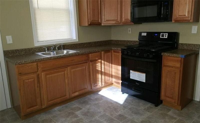 2nd image of 1844 W Champlost Ave