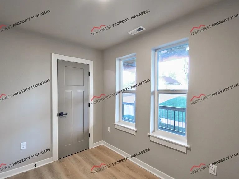 101 Sycamore Ln — Photo 24