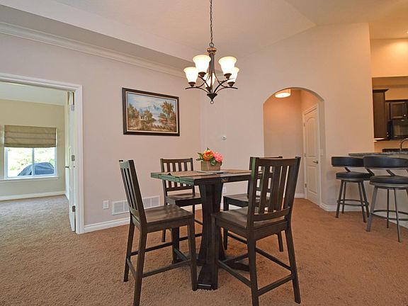 4th image of 6781 Liberty Cir