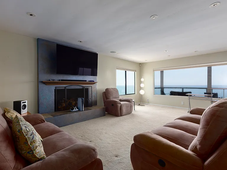 224 Neptune Ave — Photo 14