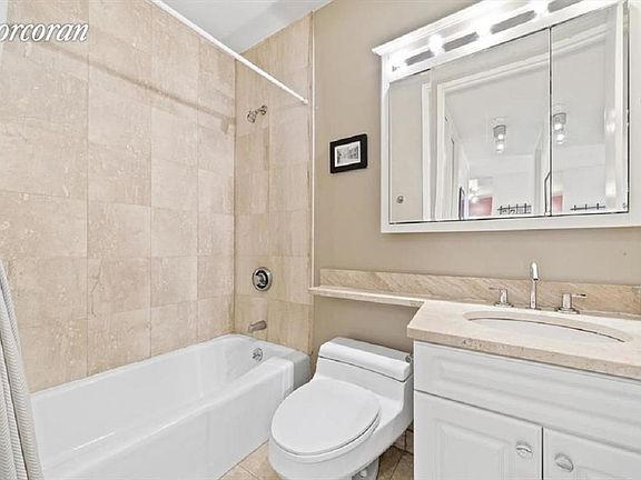 5th image of 350 W 50th St APT 25D