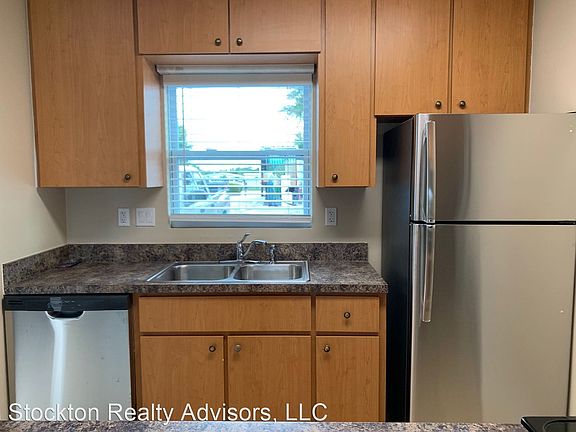3rd image of 1009 W 57th Ave #10683485