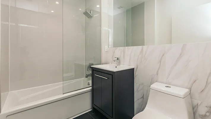 Rented by Nooklyn NYC LLC | media 26
