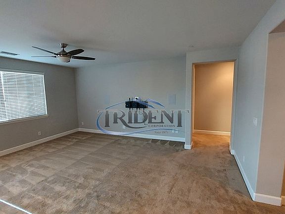 3rd image of 5703 Stonehaven Dr