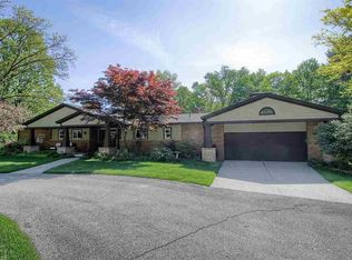 1610 E Gunn Rd, Rochester, MI 48306