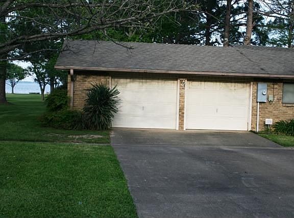 4th image of 539 Arrowwood Beach Cir