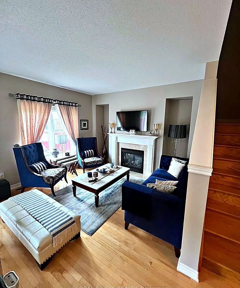 4 bed, $3,600 — Photo 3