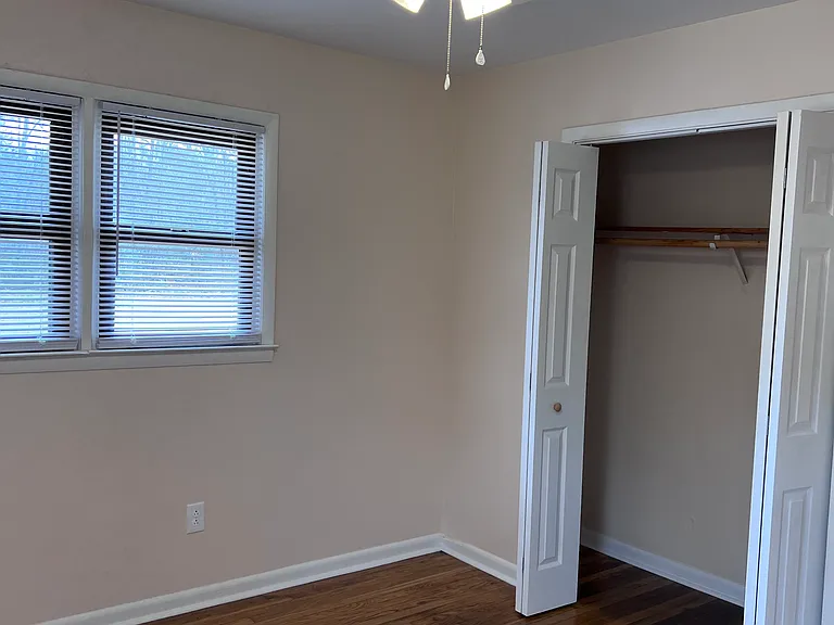 407 Railroad Ave — Photo 11