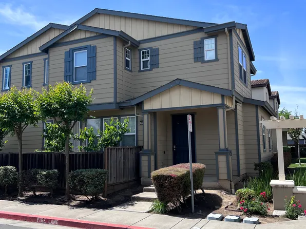 1613 Centennial Dr, Fairfield, CA 94533