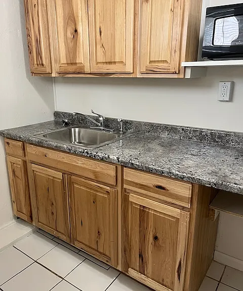 410 E 1st Ave #11 — Photo 9