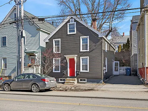 141 Washington Ave #1 Photo 1