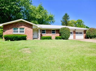 609 N 44th St, Belleville, IL