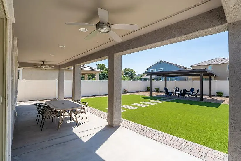 Phoenix Furnished Rental — Photo 2