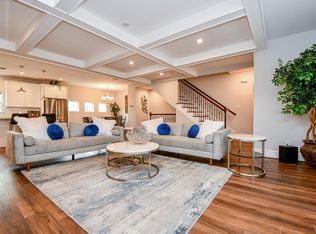 4604 Chartres St, Houston, TX 77004