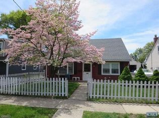 31 Rose Ter, Cedar Grove, NJ 07009